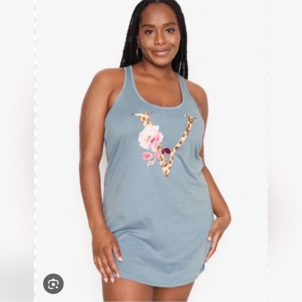 Victoria's Secret sleepwear